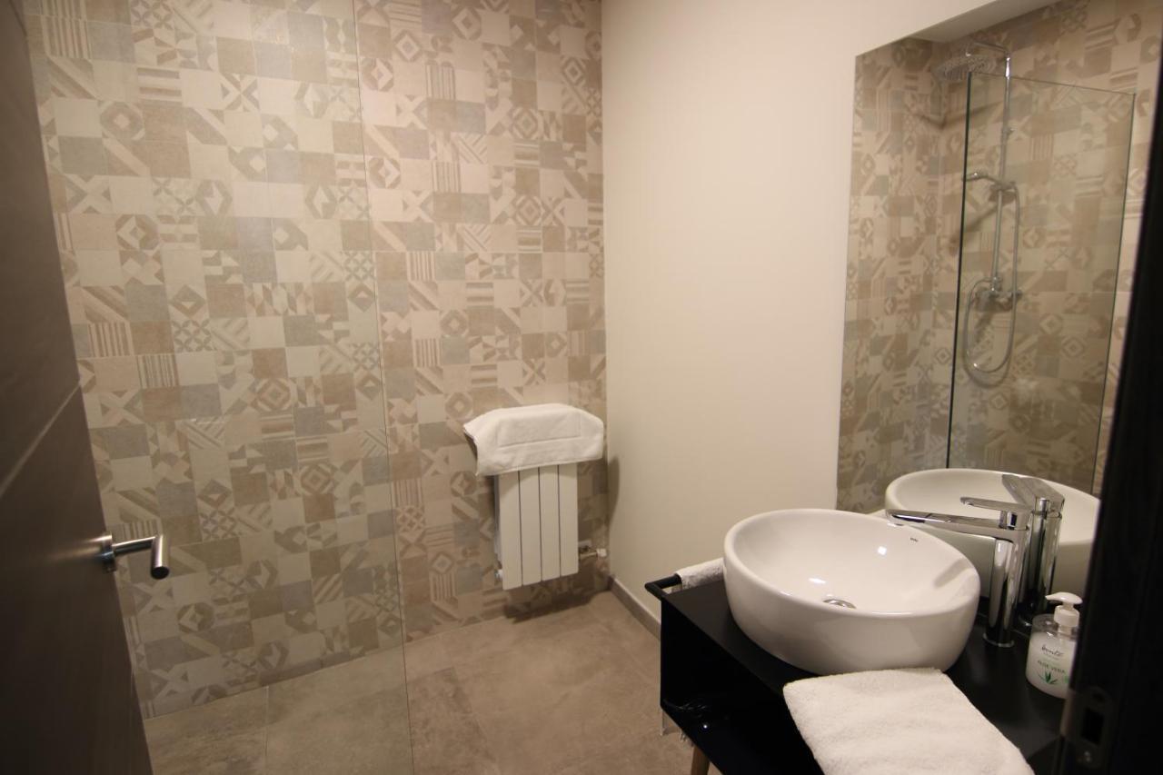 Apartamentos Cubicos Bronchales Esterno foto